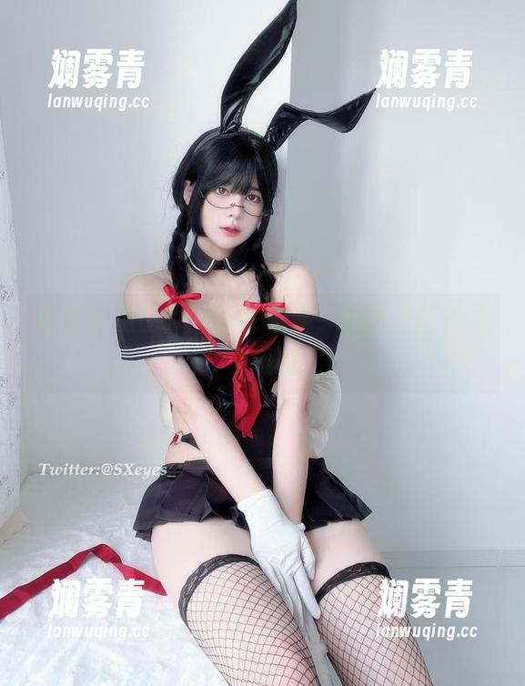 眼酱大魔王w的豹纹写真，嗨到不行的野性风格