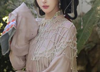 秀人网 – 杨玉奴这次圣诞写真更新，不小心成为了节日焦点！