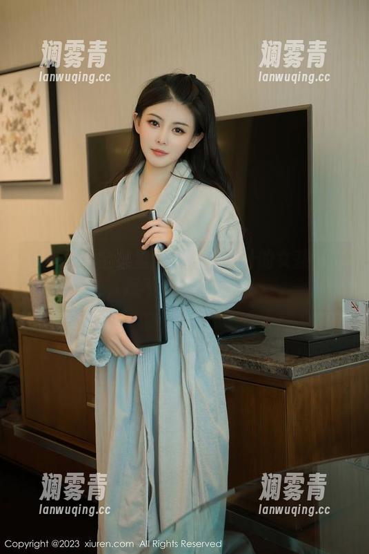 秀人网 - 全集里满满都是汁汁的女孩气息，忍不住想点进去！