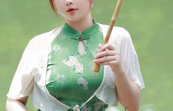 秀人网 – 在线校服展：程慧娴Phoebe的各式图集，不同的造型，哪一款更撩人？