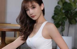 秀人网 – 陈大榕把校园变成了她的T台，这波美图你不来点赞就太不厚道了吧？
