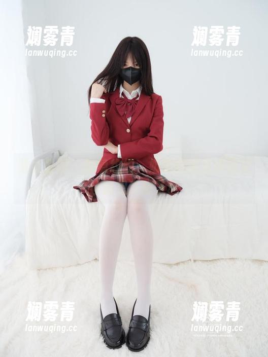 紧急企划 - 隐隐约约，奶昔的美足作品又让我想乱想了！