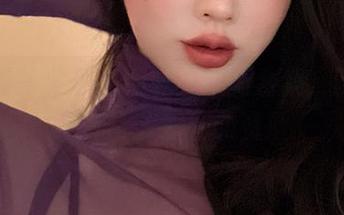 微密圈 – 紫色哒豚豚的油亮合集，随便一张都让人雀跃的资源