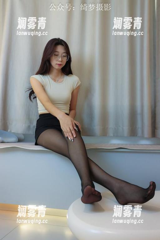 绮梦摄影 - 无修无水印的福利图包，苏欣就是这么随性。