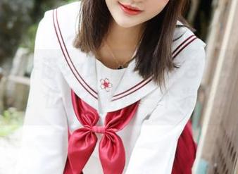 美媛馆 – 许诺sabrina的白色万象——美图合集，仿佛在搭建一个光影世界。
