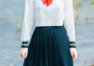 高清作品集：看落落Raku如何完美演绎丝袜之美