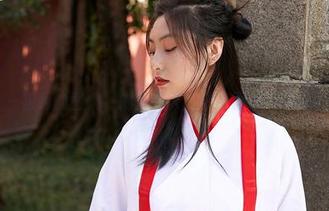 蜜桃社 – 初月的图集，揭开夏天的缤纷面纱，哎哟，真好看
