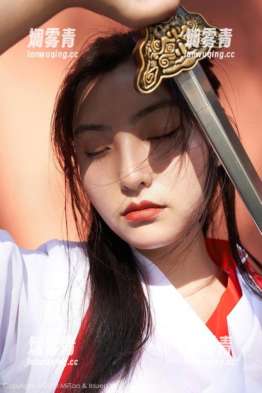 蜜桃社 - 无圣光专属视角，缇娜美Tinami带你领略夏日图包