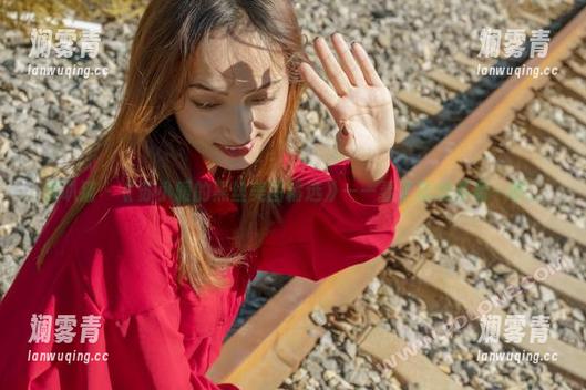 轰趴猫 - 《苏小暖的黑丝美图精选》——看了就想多看一眼。