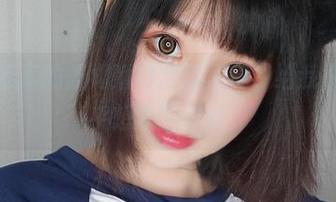 杂谈雯粥粥的蕾姆婚纱全套写真，给我看看这超乎想象的美丽！