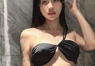 微密圈 – 谁能拒绝鱼神鱼的私房合集？尤其是红色连体衣那一抹大胆色彩。